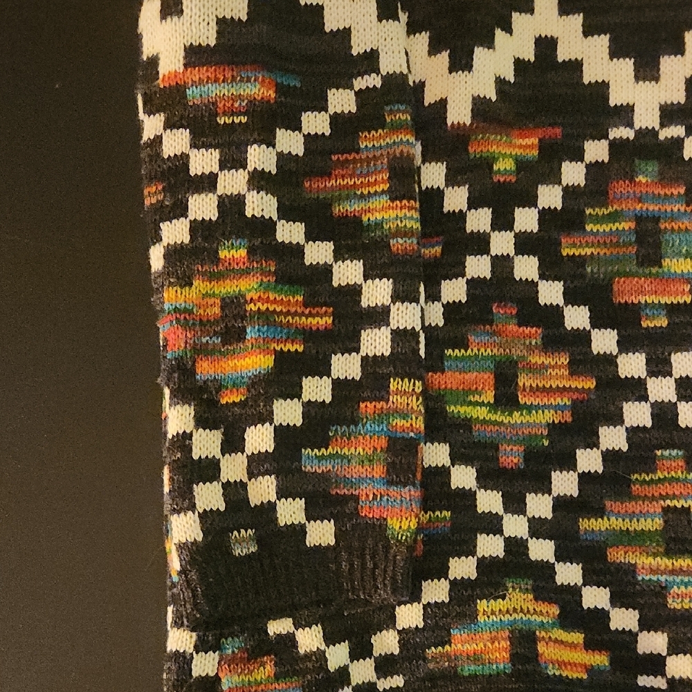 Intro Multicolor Southwestern Geometric Print Loose Women's Cardigan - Picture 10 of 11